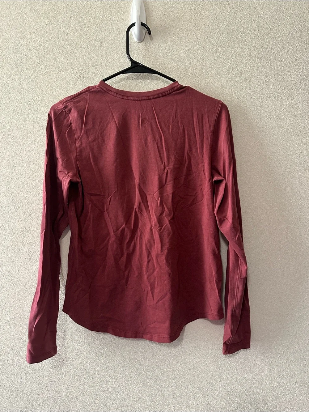 Lululemon love crewneck long sleeve pima cotton maroon red fits a small